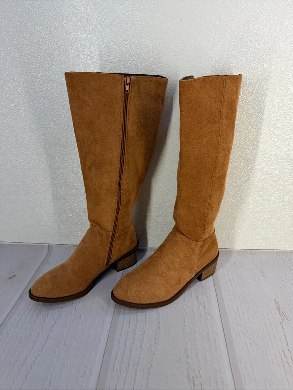 Women’s Tan Faux Suede Knee High Boots Block Heel Size 38 NWOT
